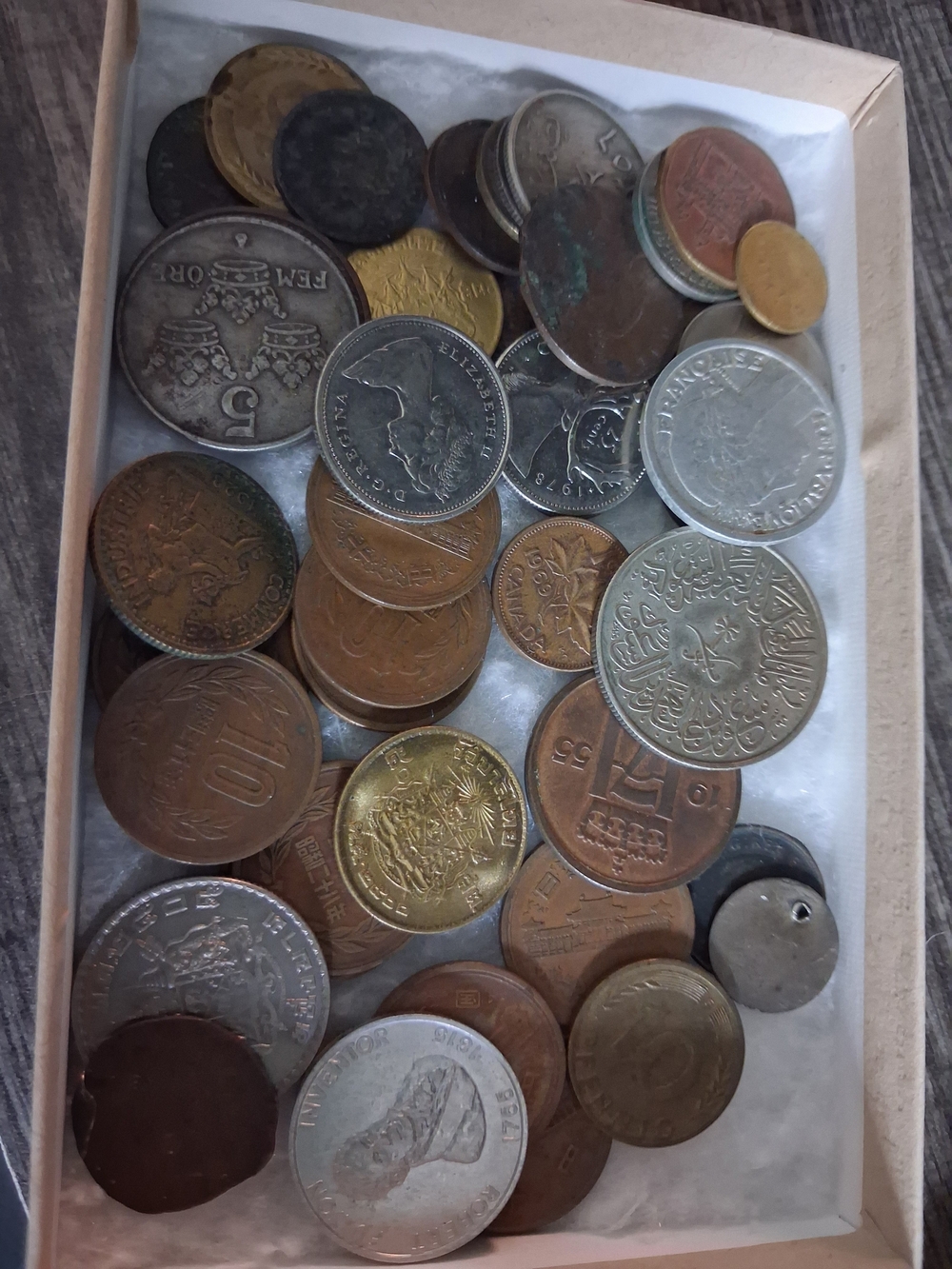 International Coins Vintage Lot Countries Old Use For Art Projects Or Collectors